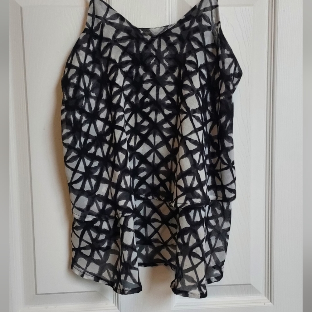 Mossimo womens summer top size Medium